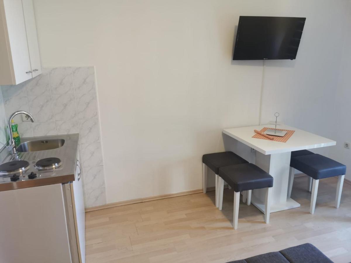 Apartments Ivi ヴィル エクステリア 写真