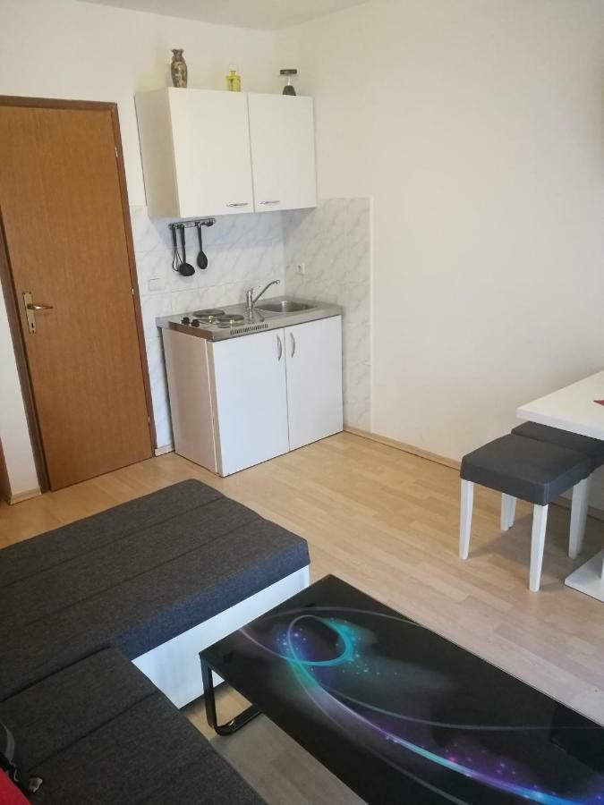 Apartments Ivi ヴィル エクステリア 写真